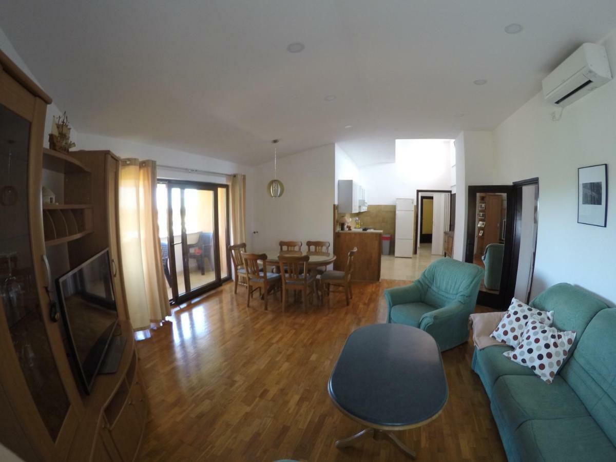 Apartman Koralj Apartamento PUY Exterior foto