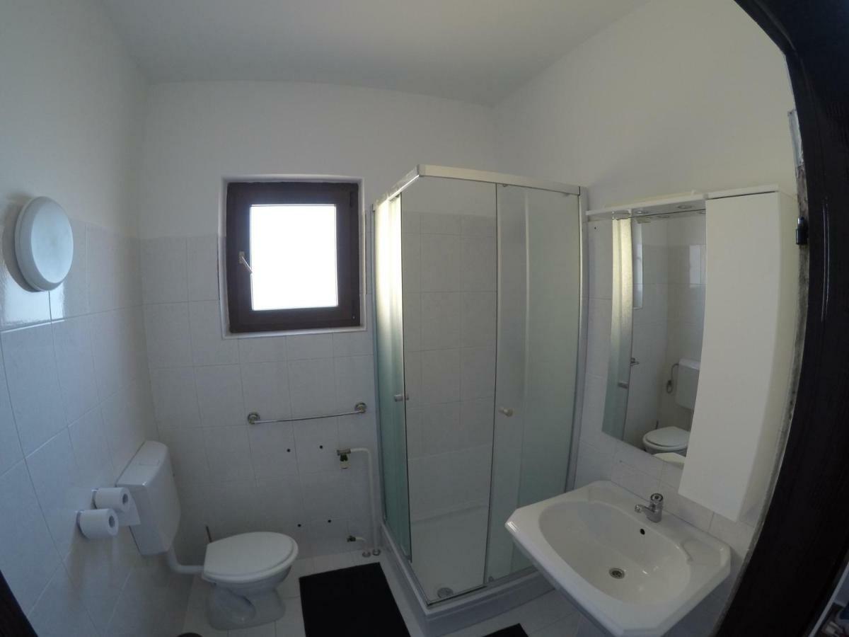 Apartman Koralj Apartamento PUY Exterior foto